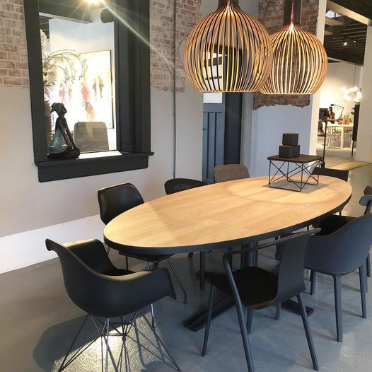 Pilat&Pilat tafel Dirk Jisk iepen|Slijkhuis Interieur Design Winterswijk